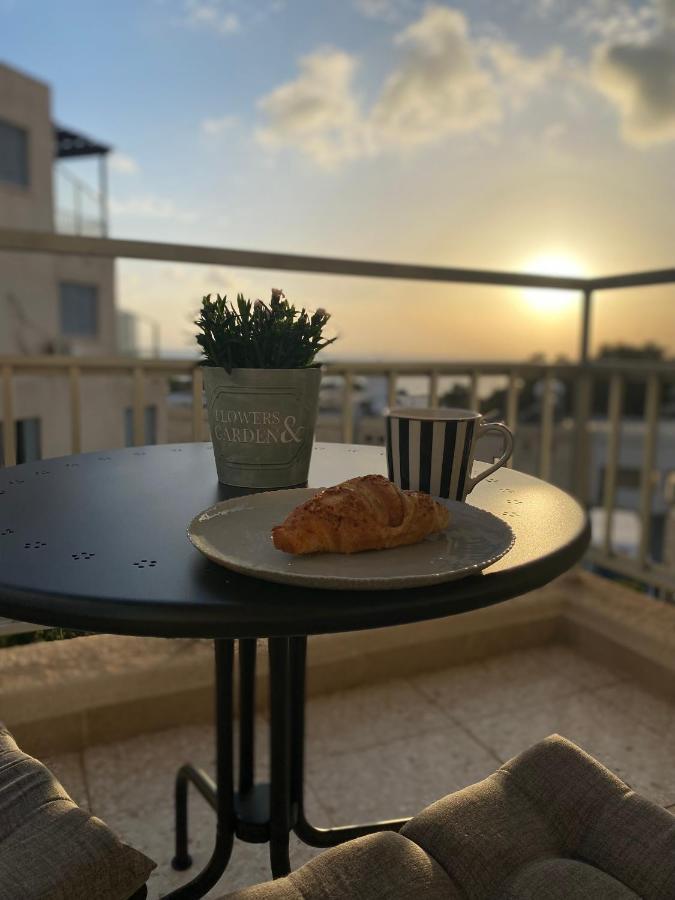 Diamond Apartment With Stunning Sea View Paphos Eksteriør billede